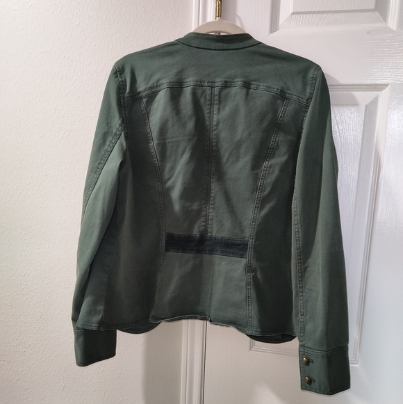 White House Black Market Women’s Size 12 Green Utility Safari Jacket Gold Button - Picture 8 of 8